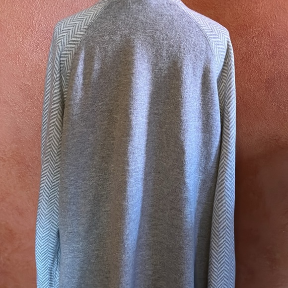 Max studio large sweater. Wear open or wrapped. - Picture 6 of 12